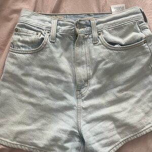 Levi’s High Loose Shorts